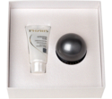 PHYRIS LUXESSE Geschenkbox LUXESSE Rich PHYRIS LUXESSE RICH - Pflege aus dem Reich der schwarzen Tahitiperle! Eingebettet in einer perlmuttfarben schimmernden Geschenkbox zusammen mit PHYRIS ULTRASOMI FLUID.