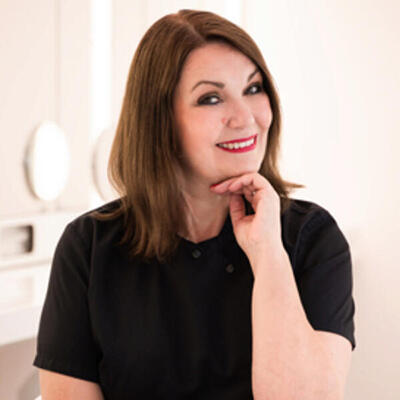 Bild der Leiterin der Cosmetic Gallery Cornelia Bürger