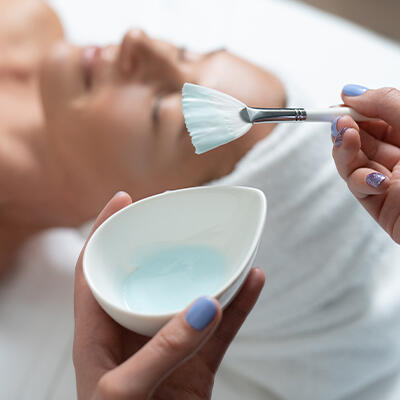 Bild einer angerührten Kosmetikgesichtsmaske