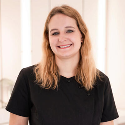 Bild einer Kosmetikerin der Cosmetic Gallery